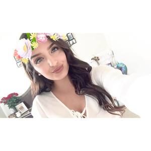 Meet your Posher, Stefanie